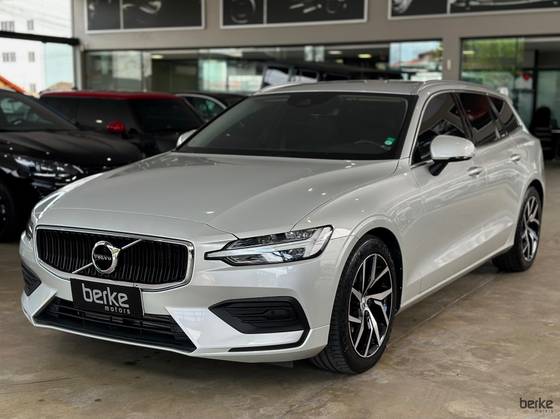VOLVO V60 2.0 T5 GASOLINA MOMENTUM GEARTRONIC VOLVO V60 2.0 T5 GASOLINA MOMENTUM GEARTRONIC